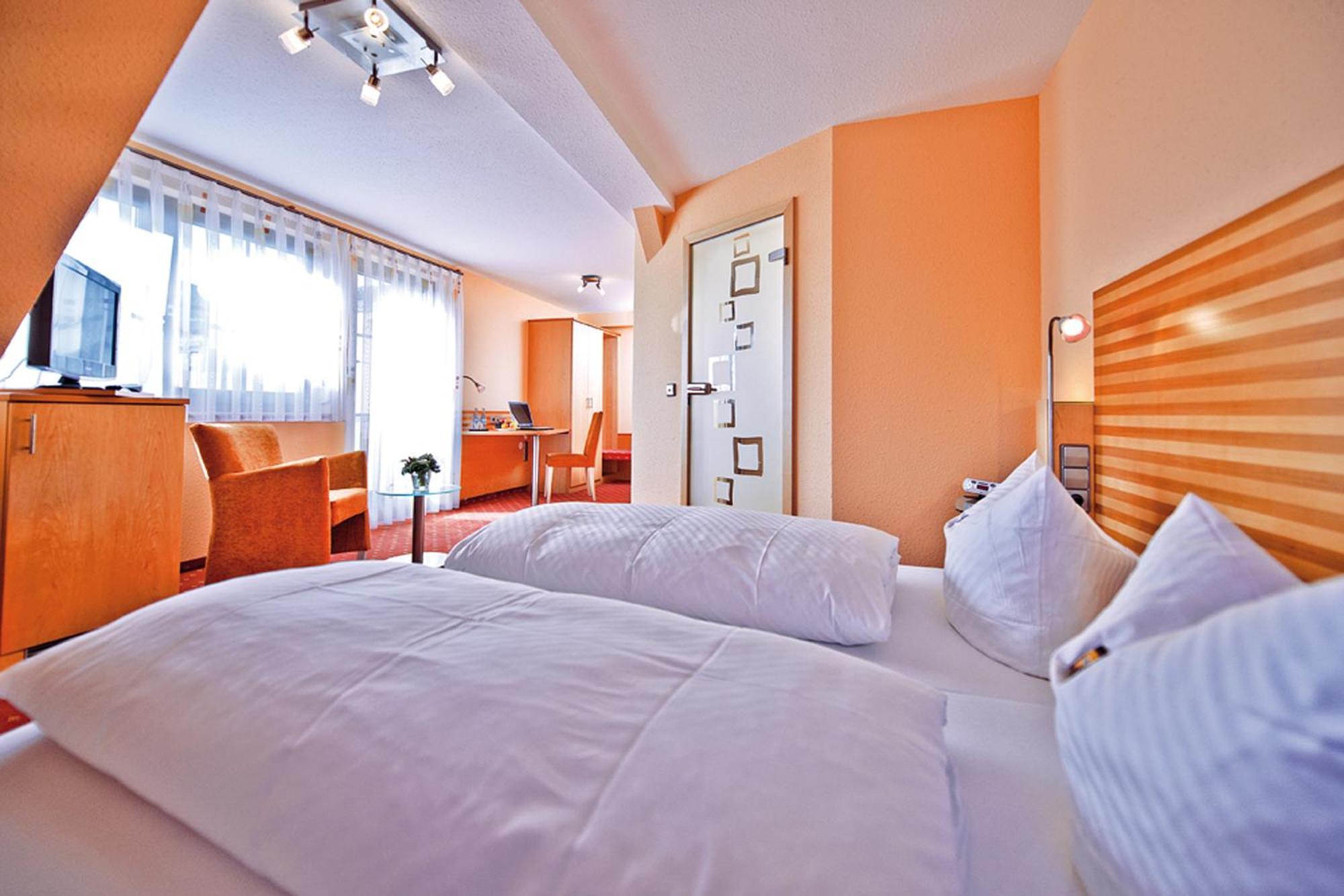 Marschalkenzimmern Danner'S Hotel Loewen מראה חיצוני תמונה